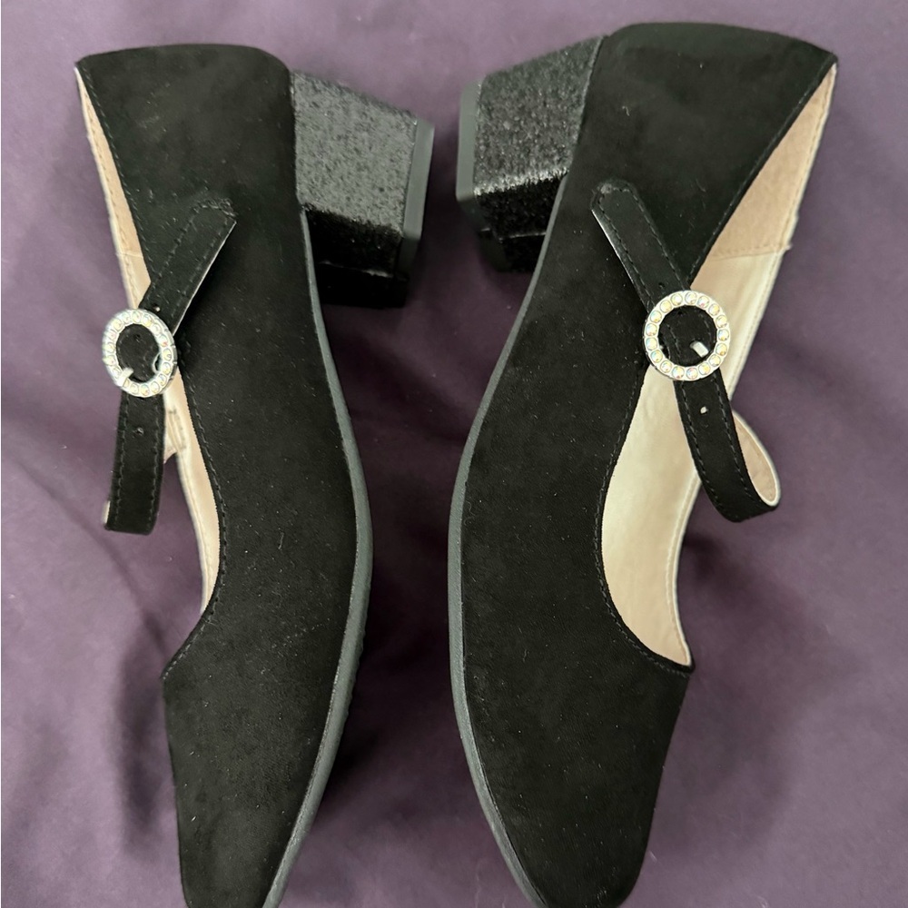 ⭐️Like New⭐️ The Children's Place: Girls Heel Dress Shoes- Size 3 - Picture 7 of 12